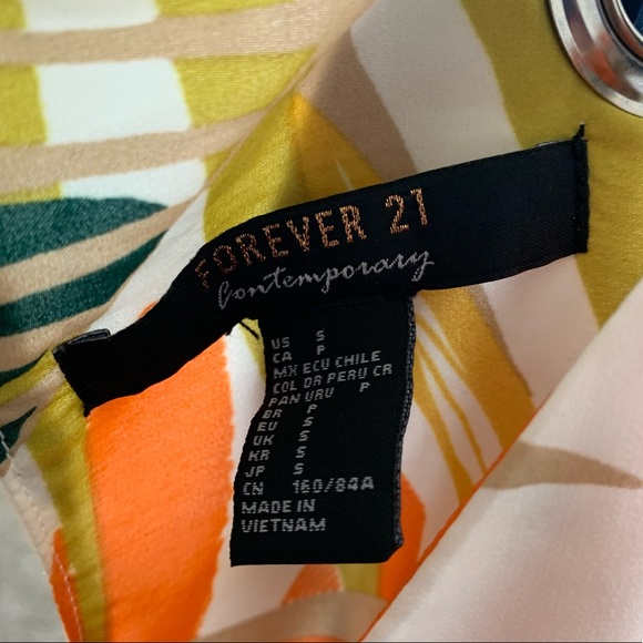 Dress - Picture 7 of 7